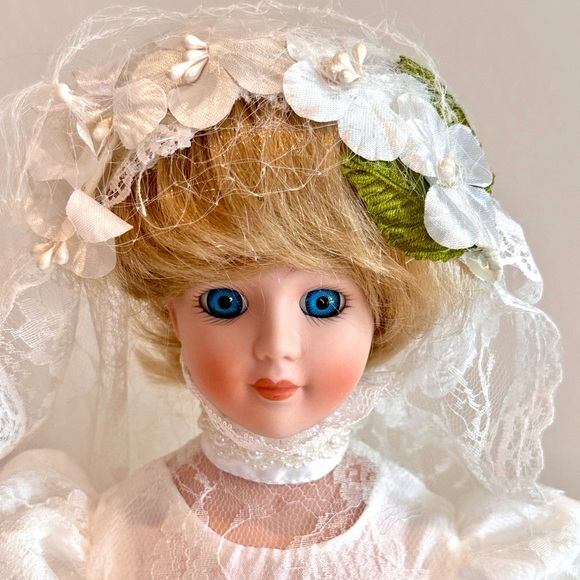 16" Porcelain Bride Doll in While Lace Wedding Dress with Dove, Flowers & Stand - Picture 4 of 8
